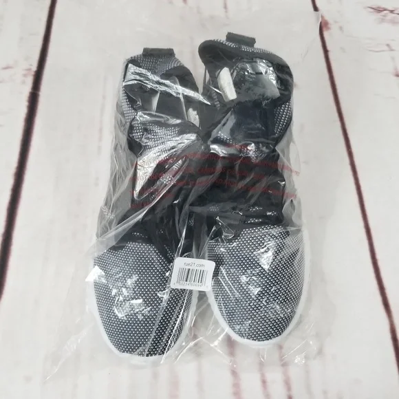 Black Marled Knit High Top Sneakers - Picture 4 of 5